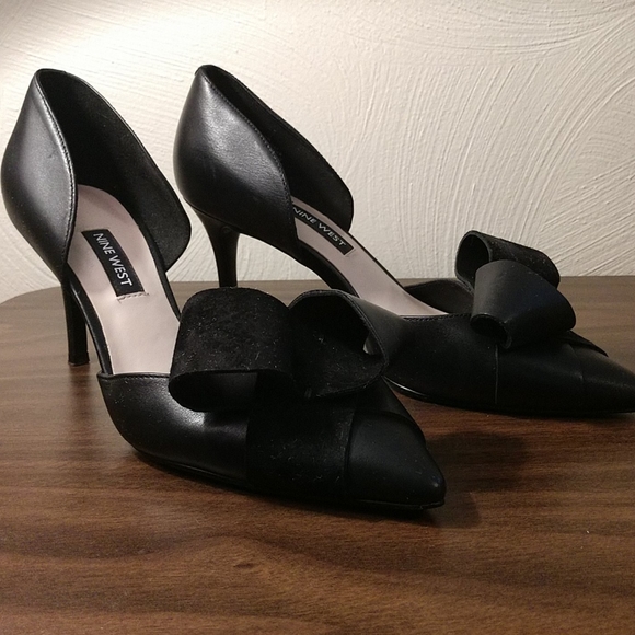 Heels - Picture 2 of 4